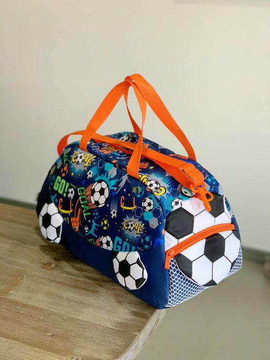 Travel/sports bags