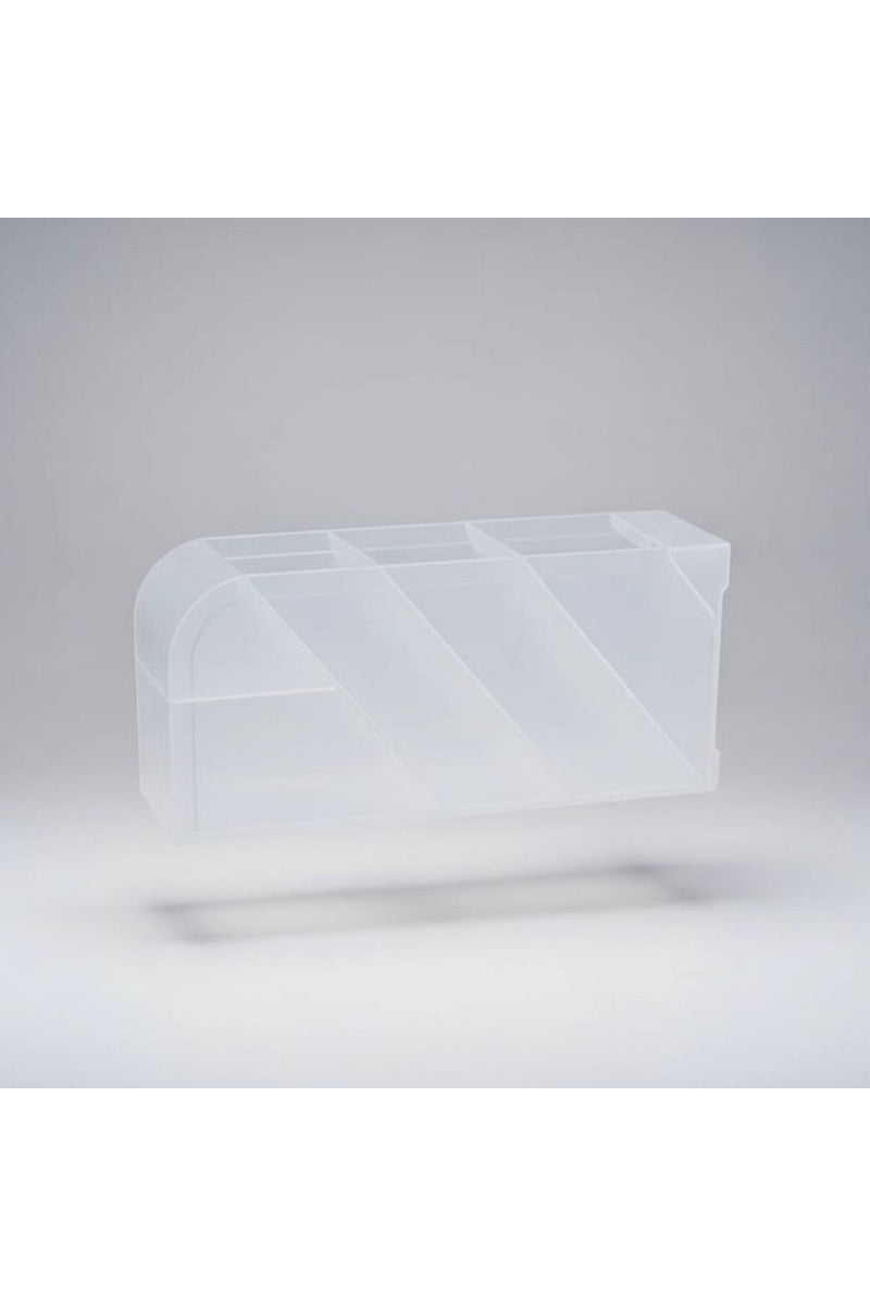 Plastic storage container