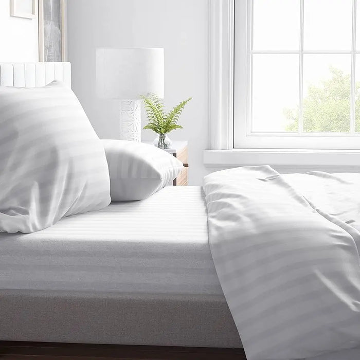 A set of Duvet Cover, one fitted sheet, 4pillow ccovers 200x200 Excellent Store Rwanda