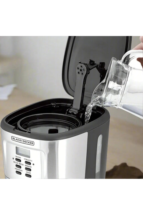 BLACK+DECKER 900W 12-Cup Programmable Coffee Maker Murukali.com