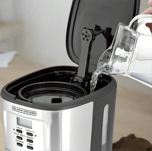 BLACK+DECKER 900W 12-Cup Programmable Coffee Maker Murukali.com