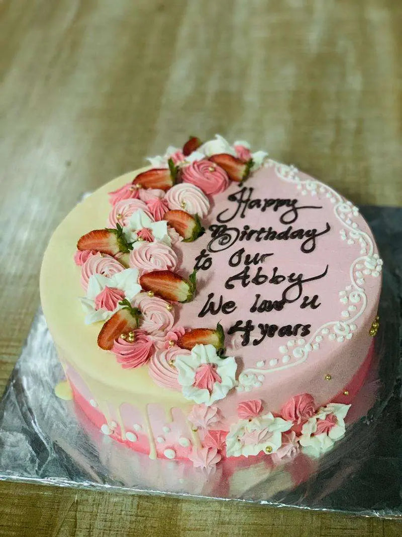 Birthday Cake With Amazing Decollations murukali.com