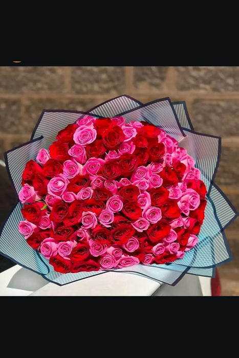 Bouquet Of Pink Roses & Red Roses murukali.com