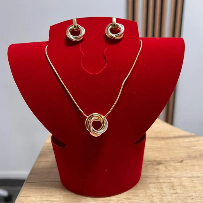 Chic Multi-Tone Interlocked Ring Necklace and Earring Set Maman Fatu