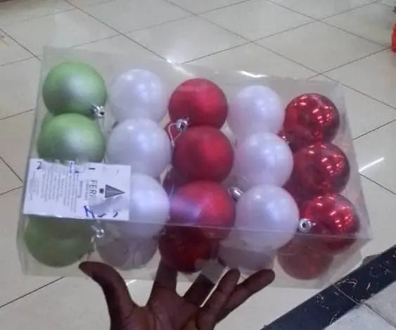 Fern Christmas 6cm Gingham Mix Shatterproof Baubles – Set of 30pcs