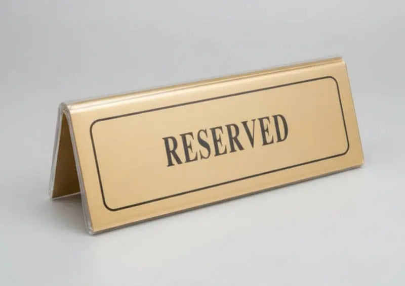 Reserviert-Tischschild aus goldfarbenem Edelstahl