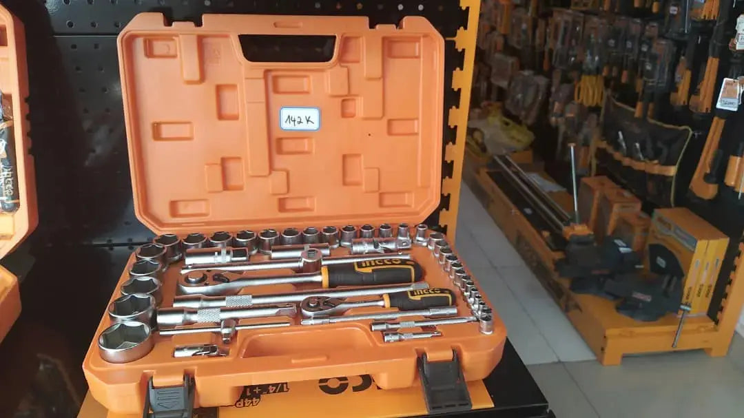 Hand Carry Tool Boxes