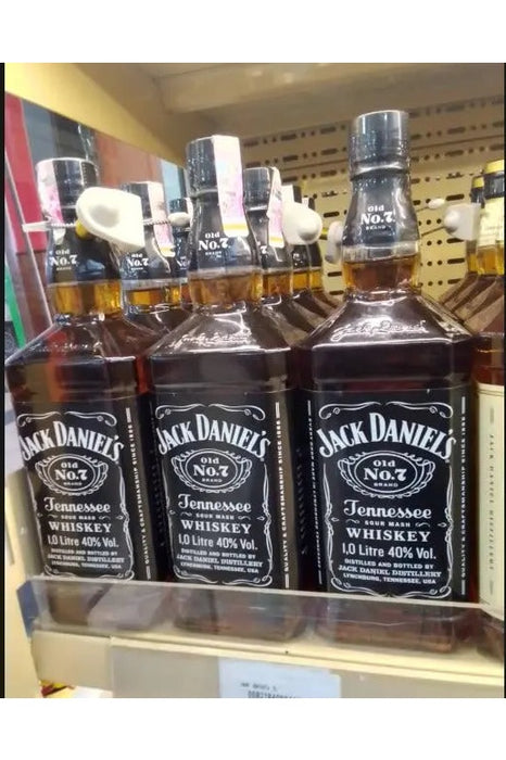 Jack Daniel's Old No. 7 Tennessee Sour Mash Whiskey 1pcs 700ml Murukali.com