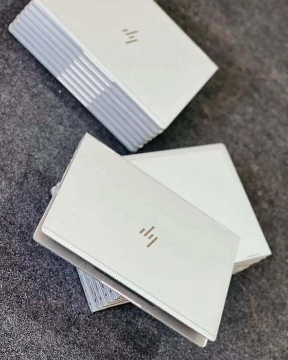 Laptop EliteBook 1030 G3 i7 SSD: 256Gb  Ram; 8Gb  Core; i7  Grade: A,+++Touch Screen murukali.com