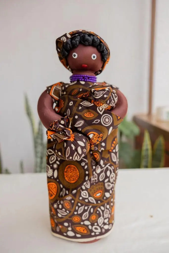 Maman Africa With Braids murukali.com