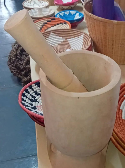 Mortar and pestle* (ISEKURU) Murukali LTD