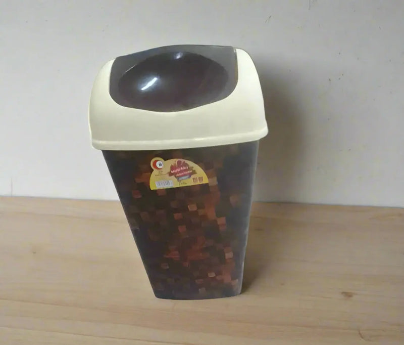 Nice Small In And Out Waste Bin With Its Cover 7L Murukali.com