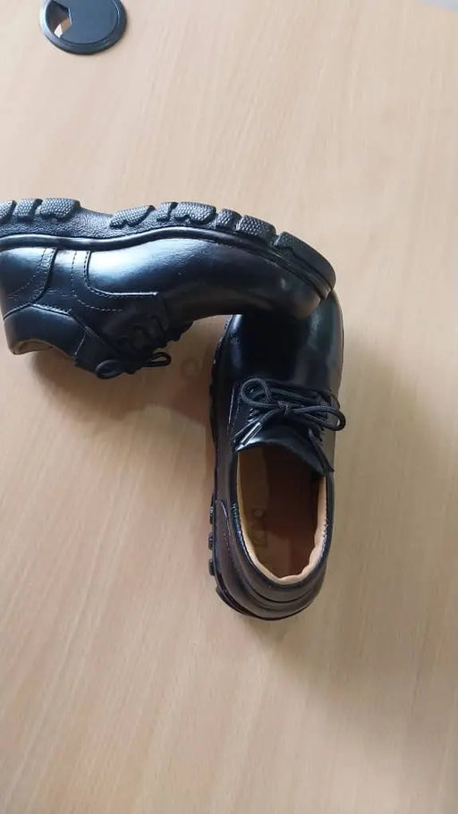 NoirWalk Heritage size 30 Shoe Manufacturing and Shopping Ltd