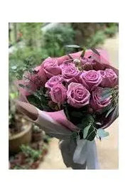 One Color Rose Flowers with Greens Boucket 60pcs murukali.com