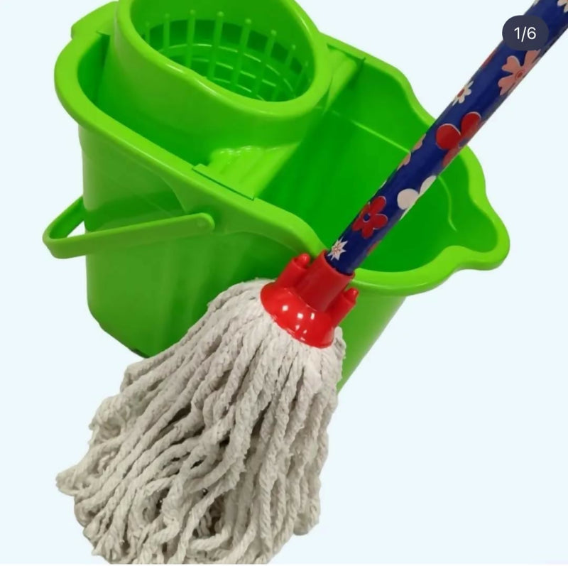 Mop bucket