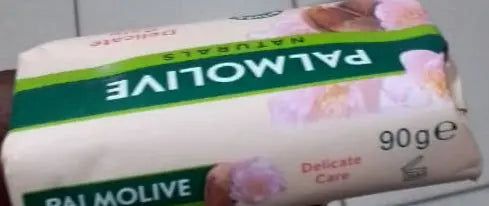 Palmolive Naturals Delicate Care Bar Soap with Almond & Milk 90g Murukali.com