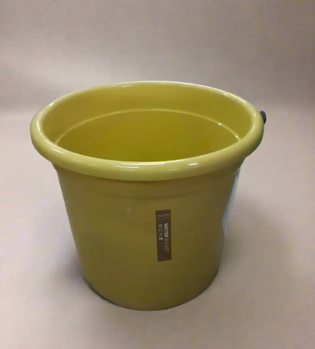 Plastic Bucket with Lid Murukali.com