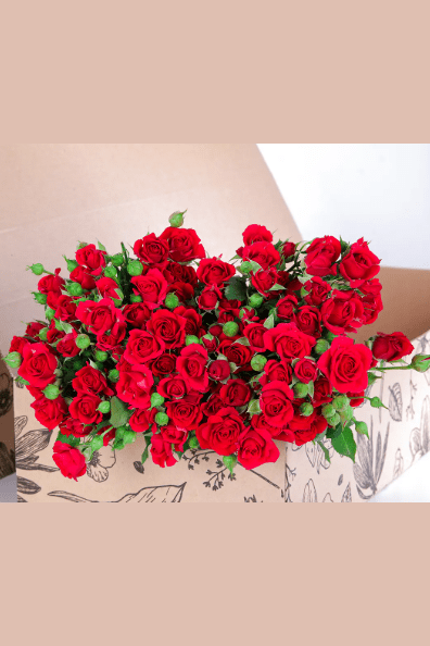 Garden-Fresh Spray Rose Bunch – Unwrapped