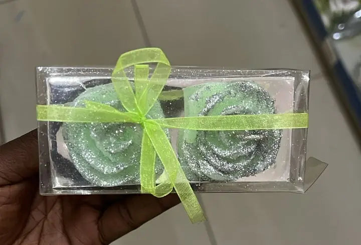 Set of 2 Green Rose-Shaped Candles in Gift Box