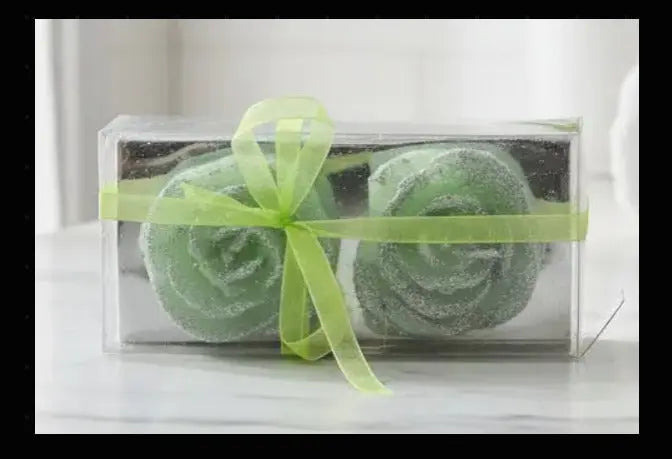 Set of 2 Green Rose-Shaped Candles in Gift Box