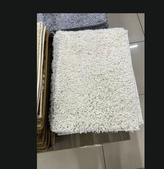 Soft White Shaggy Rug – Cozy & Fluffy Floor Mat Murukali.com