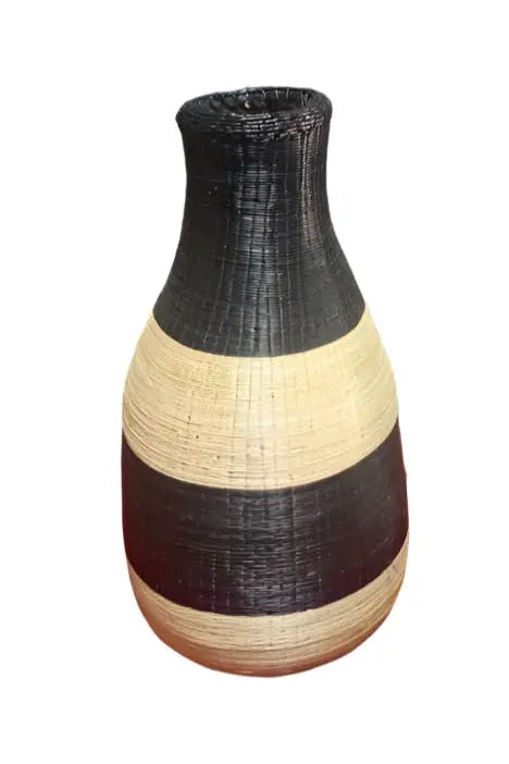 Traditional Rwandan woven basket murukali.com