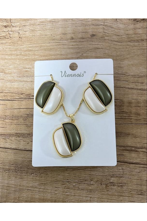 Viennois Two-Tone Resin Bead Pendant Necklace & Earrings Set