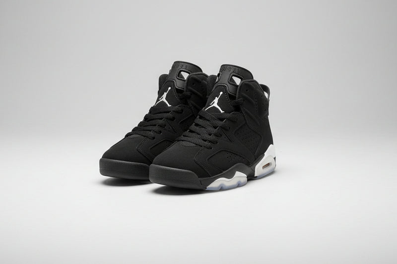 Retro Black & White Performance Sneakers Size 40-45