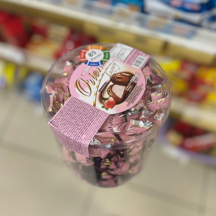 Sweets Strawberry Filled Chocolates (85 Pieces)