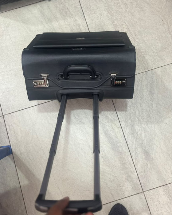 Black Rolling Pilot Case