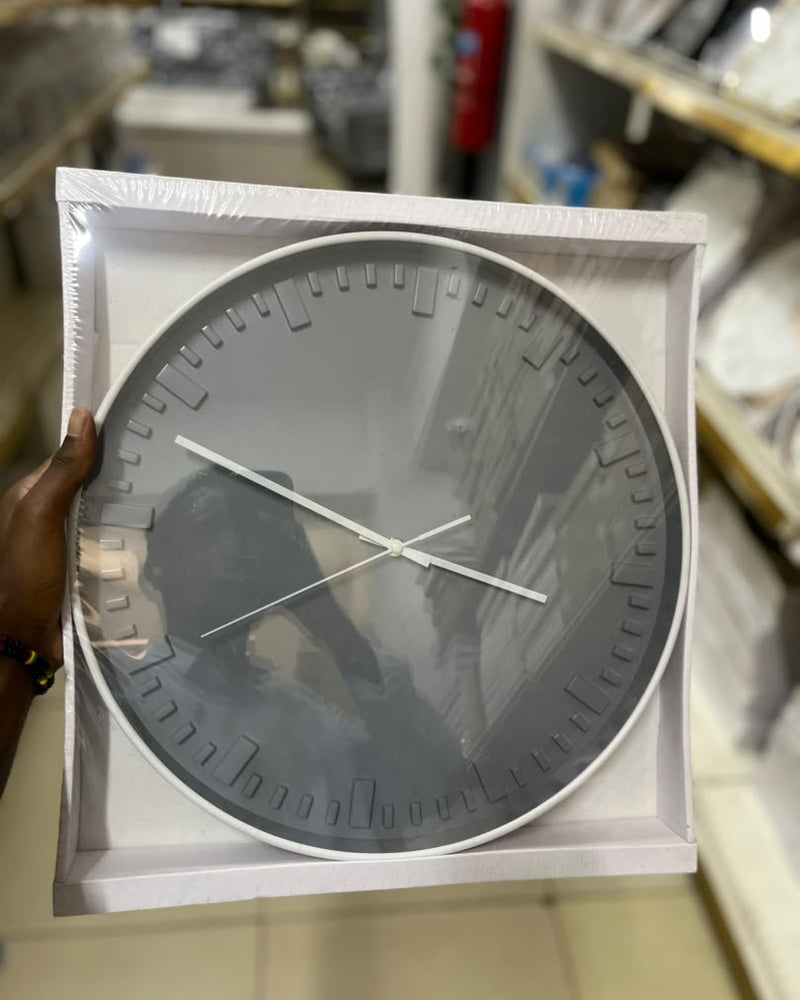 Modern Round Wall Clock - Grey & White