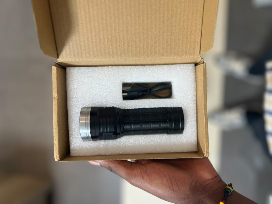 High Power Rechargeable LED Flashlight