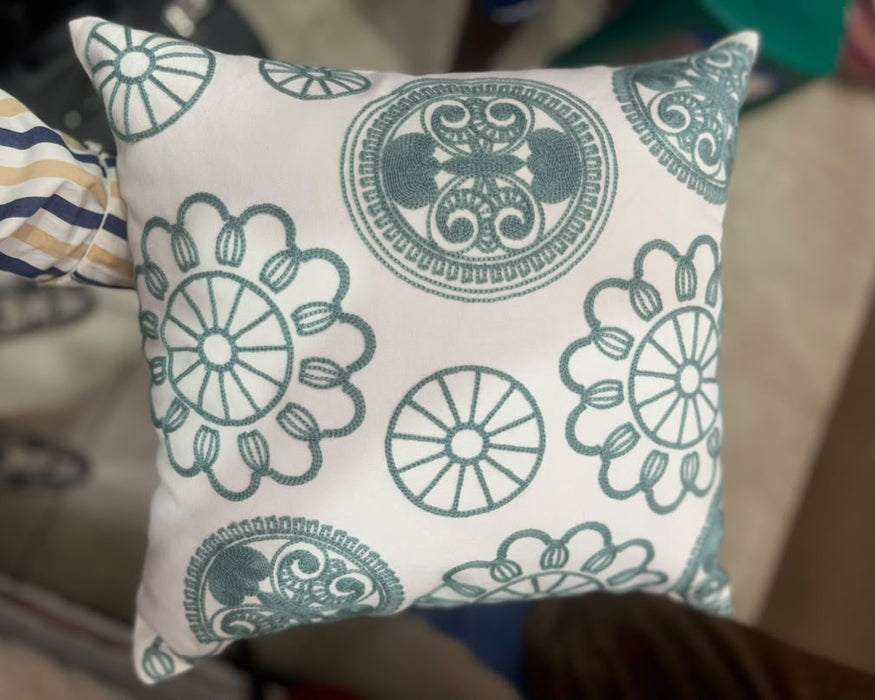 Circular Medallion Decorative Throw Pillow Cover