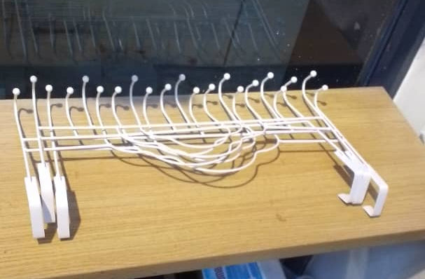 Multi-Hook Metal Organizer Rack 1pcs