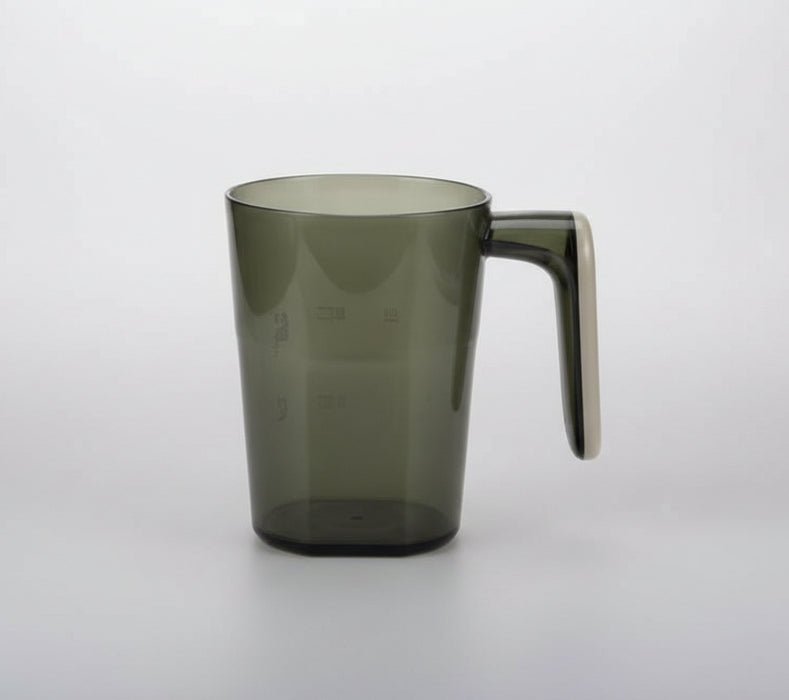 Amber-Grip Measuring Cup