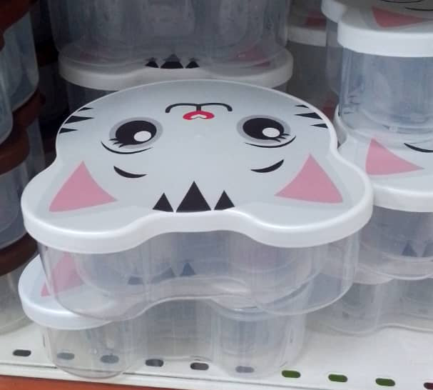 Hobbylife Cute Cat Multi-Layer Plastic Food Storage Container Set 4pcs