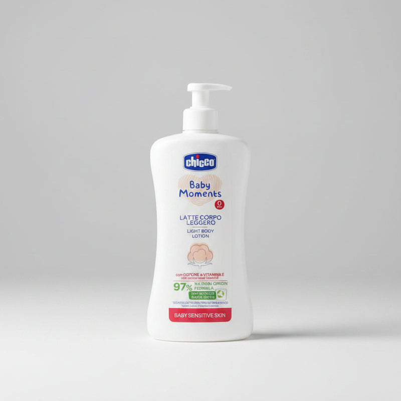 Chicco Baby Moments Leichte Körperlotion mit Baumwolle und Vitamin E (500ml)