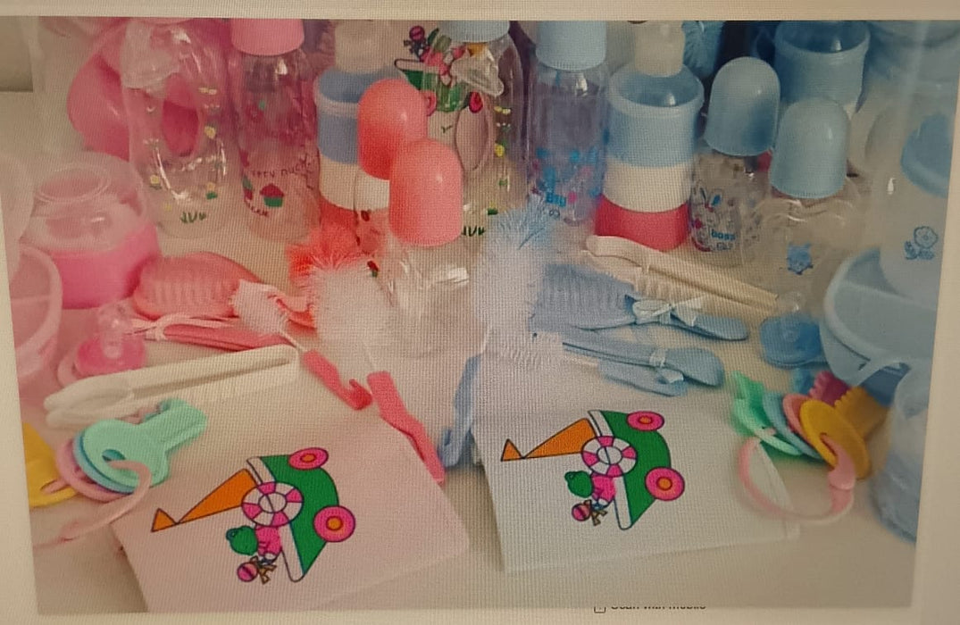 Baby Feeding Bottle  Gift Set Good Quality