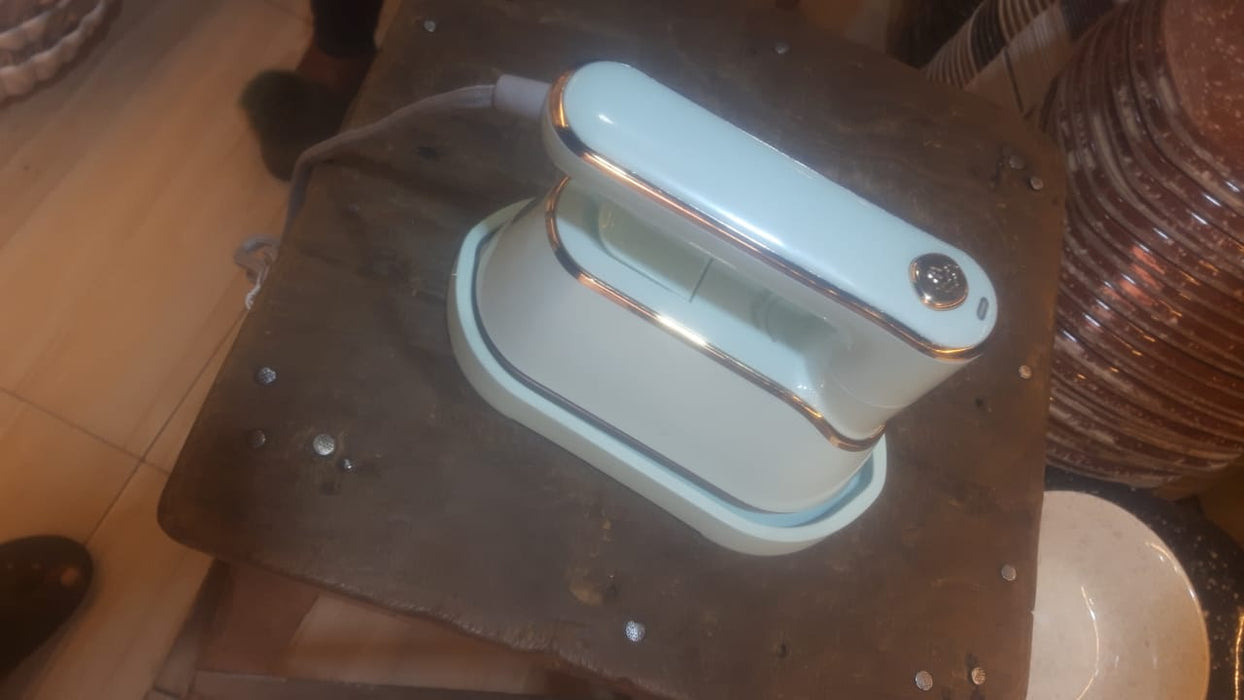 Minimax Portable Handheld Mini Steam Iron & Garment Steamer