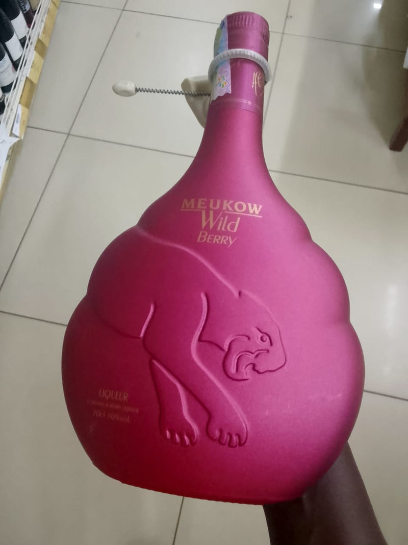 Meukow Wild Berry Liqueur 70CL