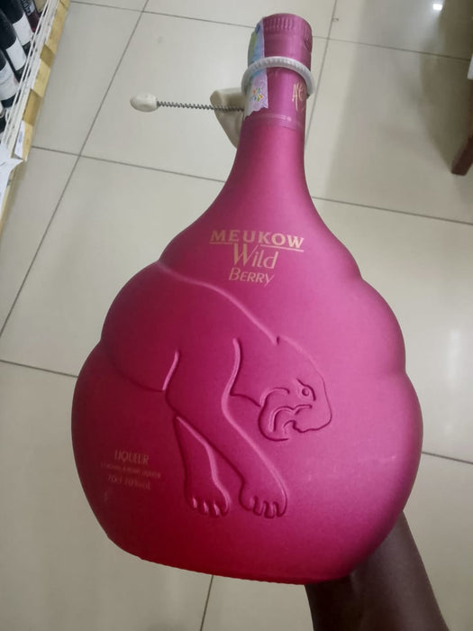 Meukow Wild Berry Liqueur 70CL