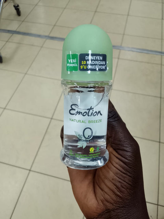 Emotion Natural Breeze Roll-On Deodorant (50 ml)