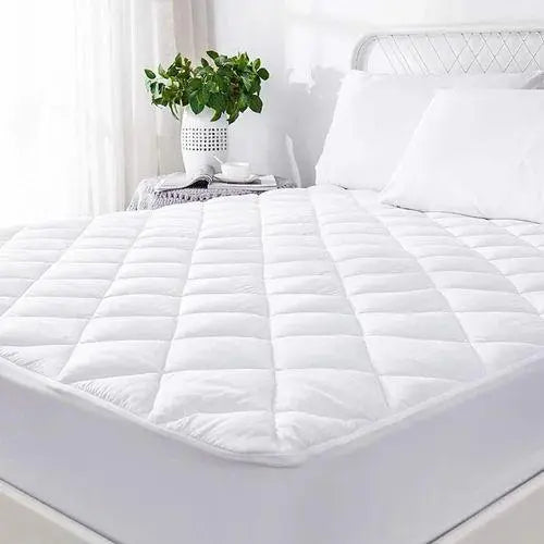 White Mattress Protector With Elastic IRAME KAGUGU SHOP