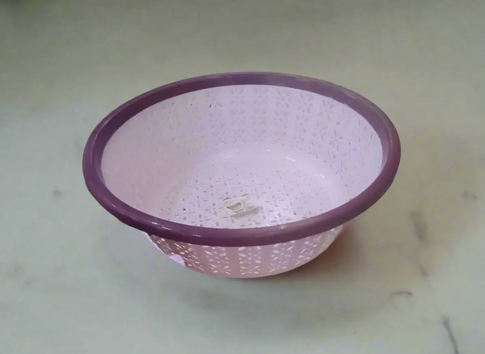 White Plastic Kitchen Strainer Basket with Pink Rim Murukali.com